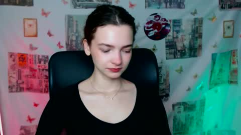 Susie online show from April 14, 6:52 am