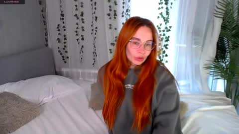 Snapshot of _mi_amore chatting on April 14, 5:24 am _mi_amore online show from April 14, 5:24 am