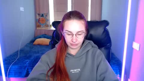 Snapshot of _mi_amore chatting on April 22, 7:33 am _mi_amore online show from April 22, 7:33 am