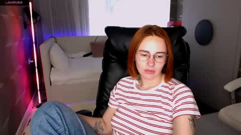 Snapshot of _mi_amore chatting on May 11, 7:03 am _mi_amore online show from May 11, 7:03 am
