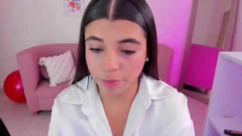 Snapshot of _mia_blue_18_ chatting on February 10, 6:56 pm MIa blue 18 online show from February 10, 6:56 pm