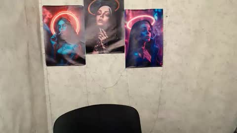 Snapshot of _miaangel_ chatting on October 8, 2:04 pm Mia online show from October 8, 2:04 pm