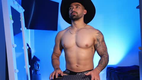 soy mike online show from January 31, 1:56 pm