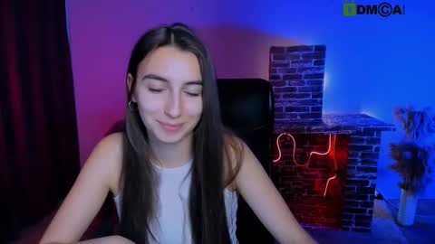 Snapshot of _mila_fire chatting on January 5, 5:27 pm your Mila online show from January 5, 5:27 pm