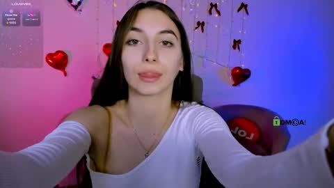 Snapshot of _mila_fire chatting on May 5, 9:06 am your Mila online show from May 5, 9:06 am
