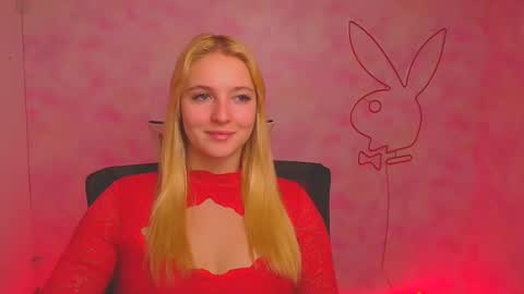 Melanie online show from December 9, 9:49 am