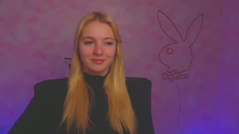 Melanie online show from December 16, 6:43 am