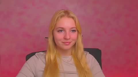 Melanie online show from January 4, 3:28 pm