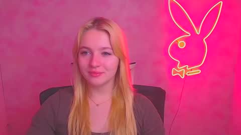 Melanie online show from February 11, 7:12 am