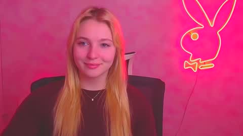 Melanie online show from February 28, 7:05 am