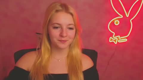 Melanie online show from March 11, 9:56 am