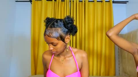 Snapshot of _mimimars chatting on March 3, 2:28 am Mimi online show from March 3, 2:28 am