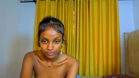 Snapshot of _mimimars chatting on March 4, 2:45 pm Mimi online show from March 4, 2:45 pm