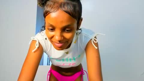 Snapshot of _mimimars chatting on March 6, 2:08 am Mimi online show from March 6, 2:08 am