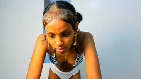 Snapshot of _mimimars chatting on March 8, 2:04 am Mimi online show from March 8, 2:04 am