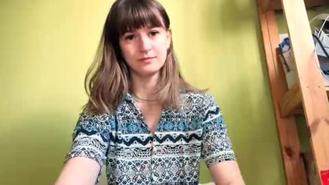 Snapshot of _minnie_boo_ chatting on May 28, 9:39 am Boo online show from May 28, 9:39 am