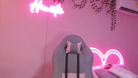 Snapshot of _miss_hinata_ chatting on February 17, 1:40 pm Hinata 3 online show from February 17, 1:40 pm