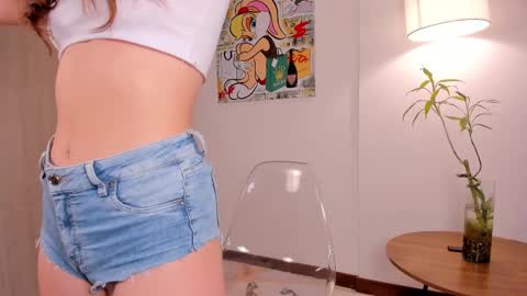 kimberley cruz online show from February 27, 11:10 am