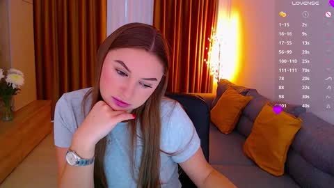 Mia online show from October 18, 6:05 am