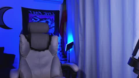 Miss Eva. if anyone in NYK to fuck here is sissy sn -  online show from December 21, 1:15 am