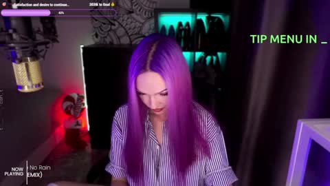Snapshot of _mistress__ chatting on December 5, 4:23 pm Mistress Milana online show from December 5, 4:23 pm