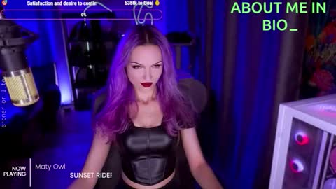 Snapshot of _mistress__ chatting on September 15, 5:24 pm Mistress Milana online show from September 15, 5:24 pm