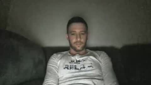 _mokevil_ online show from May 9, 10:48 pm