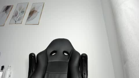 Snapshot of _molly_rosse_ chatting on July 20, 12:07 pm _molly_rosse_ online show from July 20, 12:07 pm