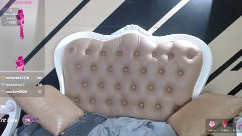 Molly online show from January 10, 6:42 am