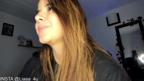     liaaa 4u online show from December 20, 12:30 am