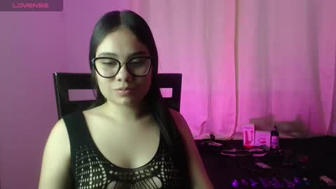 _moon_rosee online show from March 27, 9:47 pm