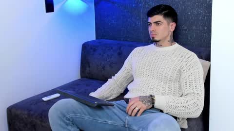 _mrcock_ online show from April 1, 3:18 am