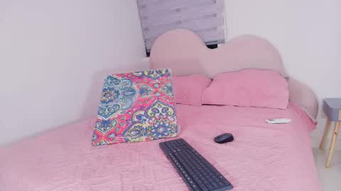 Luna online show from December 5, 11:52 am