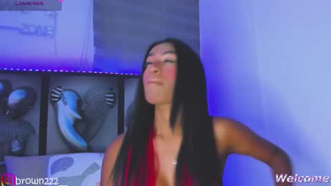 naomi brown online show from December 3, 2:41 am