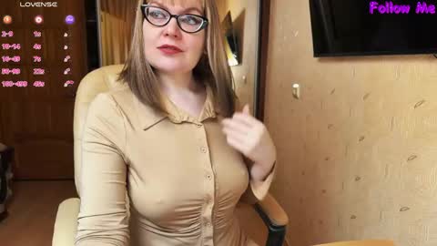 MagicWoman online show from May 27, 4:20 am