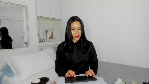 independent model natha online show from October 15, 4:34 am