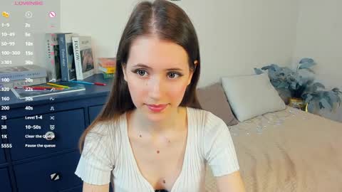 Ashley online show from April 17, 1:25 pm