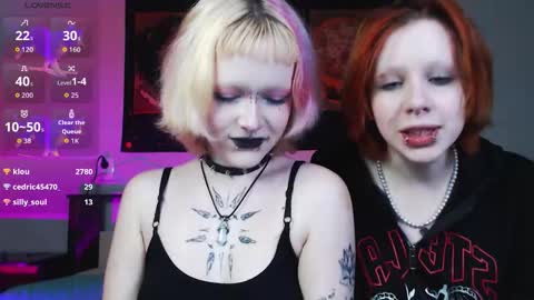 Nicole online show from December 15, 3:44 am