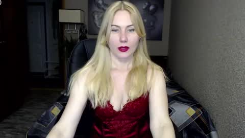 Snapshot of _night_fantasy_ chatting on February 11, 8:52 pm Donella online show from February 11, 8:52 pm