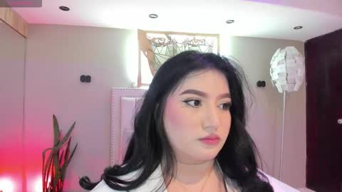   online show from November 26, 12:06 pm