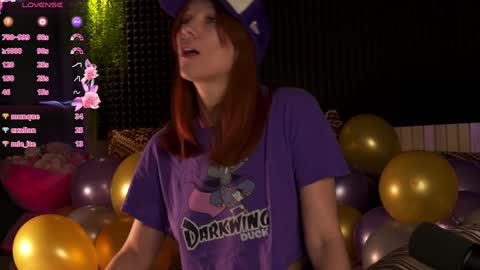 Lady Jess from house of Dragonborns online show from December 16, 4:23 pm