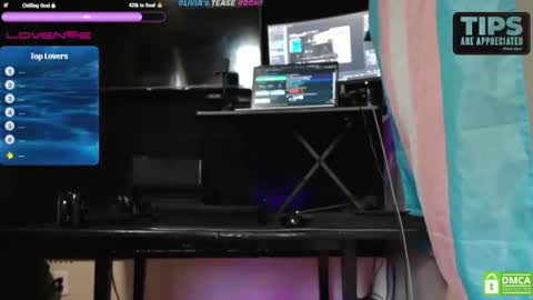Snapshot of _olivia1_ chatting on June 12, 7:24 pm Olivia online show from June 12, 7:24 pm