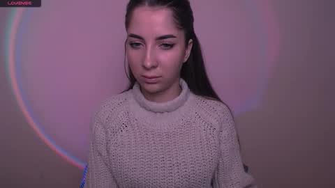 Olivia online show from November 29, 8:28 am