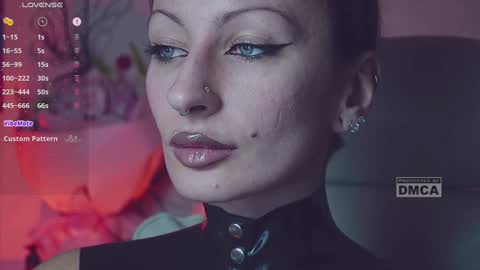 Snapshot of _owner_ chatting on December 17, 6:20 pm The Supreme Goddess Rose online show from December 17, 6:20 pm