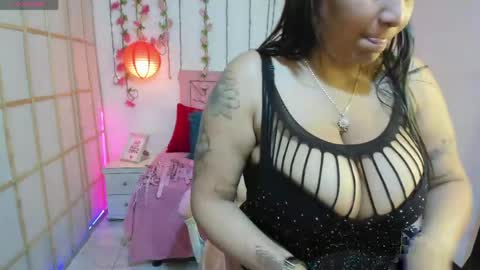 Snapshot of _pamela_ebony chatting on May 5, 7:55 pm pamela online show from May 5, 7:55 pm