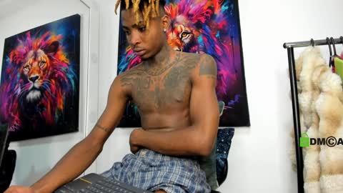 Snapshot of _pantera_09 chatting on December 7, 7:16 am Kevin online show from December 7, 7:16 am