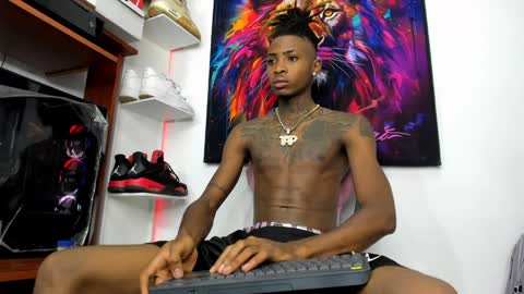 Snapshot of _pantera_09 chatting on January 22, 9:35 am Kevin online show from January 22, 9:35 am