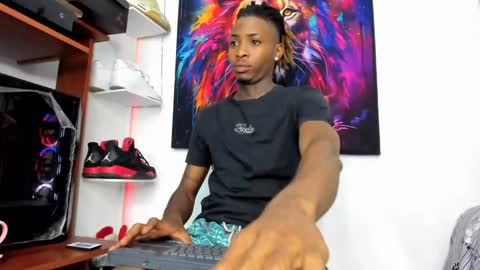 Snapshot of _pantera_09 chatting on January 25, 8:42 am Kevin online show from January 25, 8:42 am