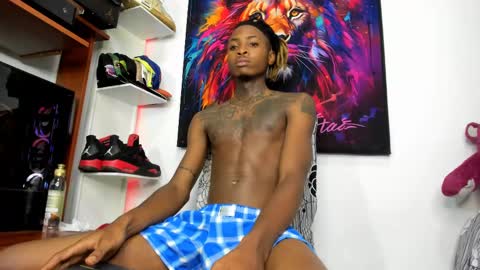 Snapshot of _pantera_09 chatting on February 19, 4:33 pm Kevin online show from February 19, 4:33 pm