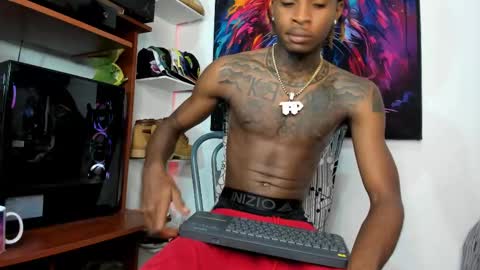 Snapshot of _pantera_09 chatting on February 23, 11:22 am Kevin online show from February 23, 11:22 am